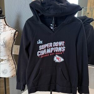 KANSAS CITY CHIEFS FANATICS Super Bowl Champions Black Hoodie.